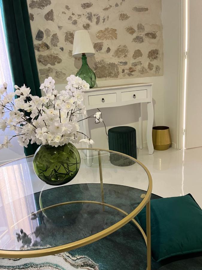 Le Cosy Safranier Vieil Antibes Apartment ภายนอก รูปภาพ